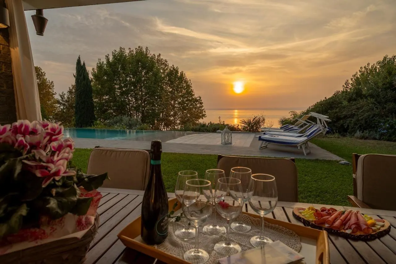 Villa Infinity - Regarda Travel Bardolino Italy